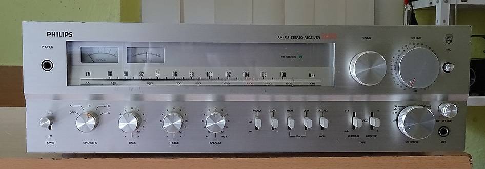 Philips 686